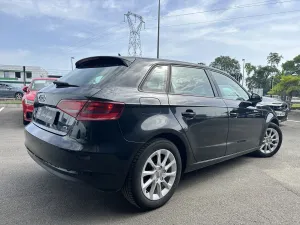 Audi A3 Sportback 1.6 TDI 110ch Business line S tronic 7