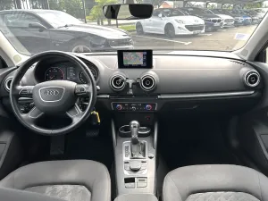 Audi A3 Sportback 1.6 TDI 110ch Business line S tronic 7