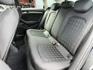 Audi A3 Sportback 1.6 TDI 110ch Business line S tronic 7