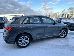 Audi Q3 35 TFSI 150ch S line S tronic 7