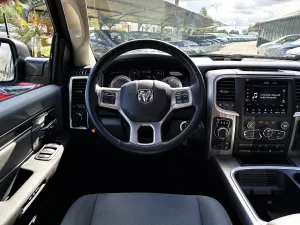 DODGE RAM 1500 V8 5.7l  Crew Cab GPL