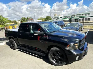 DODGE RAM 1500 V8 5.7l  Crew Cab GPL
