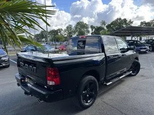 DODGE RAM 1500 V8 5.7l  Crew Cab GPL