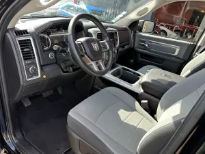 DODGE RAM 1500 V8 5.7l  Crew Cab GPL
