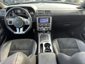 Dodge Challenger SRT8 392 