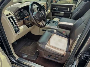 DODGE RAM 1500 V8 5.7l  LARAMIE long Horn Edition 