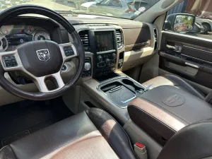DODGE RAM 1500 V8 5.7l  LARAMIE long Horn Edition 