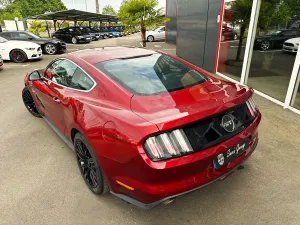Ford Mustang GT Fastback 5.0 V8 421ch 