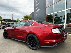 Ford Mustang GT Fastback 5.0 V8 421ch 
