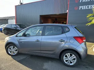 Hyundai ix20  1.6 CRDi 115 ch