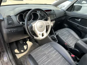KIA VENGA A MARCHAND 1.6 CRDI 115cv