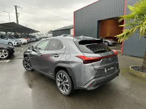 Lexus  UX 250h 2WD Premium Edition MY22 Hyb non rechargeable