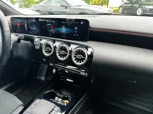 Mercedes Classe A 180 A180 d 116ch AMG Line 8G-DCT