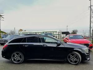 Mercedes Classe CLA  Shooting Brake 220 d Fascination 7G-DCT