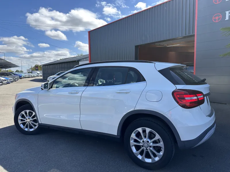 MERCEDES Classe GLA  180 d