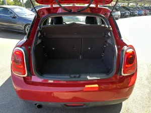 Mini Cooper 1.5 i 136 Pack red Hot Chili