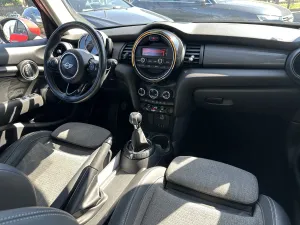 Mini Cooper 1.5 i 136 Pack red Hot Chili