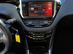 Peugeot  2008  1.6 BlueHDi 100ch Style