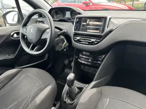 Peugeot 208 1.6 e-HDi FAP  5p