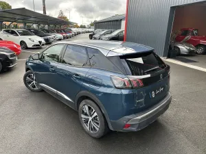 Peugeot 3008 1.6 i EHR 225 ch e-EAT8 Allure Pack 
