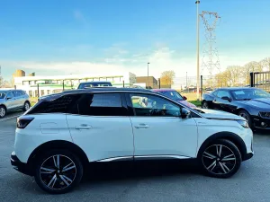 Peugeot 3008 HYBRID4 300ch GT Pack e-EAT8