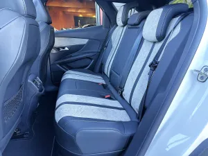 Peugeot 3008 HYBRID4 300ch GT Pack e-EAT8