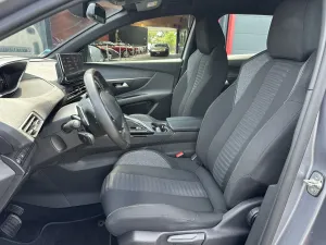 Peugeot  3008 1.5 BlueHDi 130ch EAT8