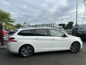 Peugeot  308 1.5 BHDI 130ch Style 