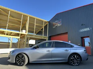 Peugeot 508 1.6 i 182 Hybrid  225 GT EAT8