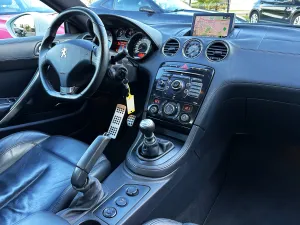 PEUGEOT RCZ 1.6 THP 200ch Base