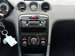 Peugeot RCZ 1.6 THP 16v 155ch  ONIX