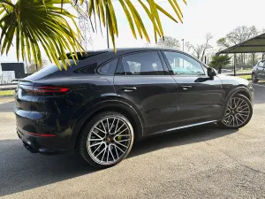 Porsche Cayenne Coupé Turbo S 680cv Francais TVA FULL