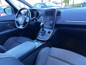 Renault Grand Scénic IV 1.7 Blue dCi 120ch Business Intens EDC 7 places