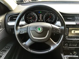Skoda  Superb Combi 2.0 TDI 170ch Elegance 