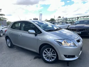 TOYOTA AURIS 1.3 l VVT-i 100ch 