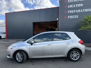 TOYOTA AURIS 1.3 l VVT-i 100ch 