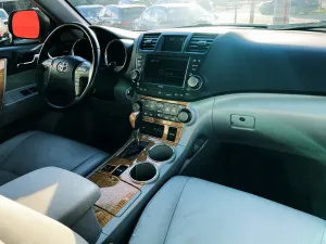 Toyota Highlander  V6 3.3l 7 Places Hybride 
