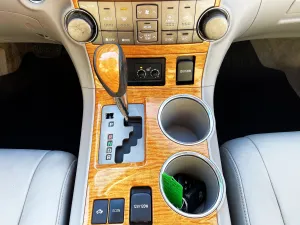 Toyota Highlander  V6 3.3l 7 Places Hybride 