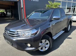 TOYOTA HILUX 2.4 D-4D 150ch King Cabine 4WD Echange Possible