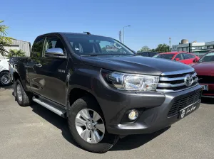 TOYOTA HILUX 2.4 D-4D 150ch King Cabine 4WD Echange Possible