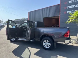 TOYOTA HILUX 2.4 D-4D 150ch King Cabine 4WD Echange Possible