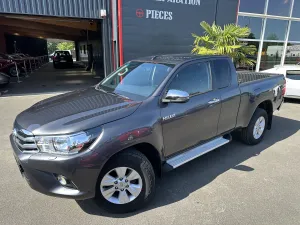 TOYOTA HILUX 2.4 D-4D 150ch King Cabine 4WD Echange Possible