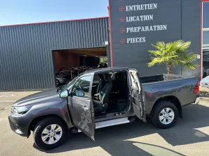 TOYOTA HILUX 2.4 D-4D 150ch King Cabine 4WD Echange Possible