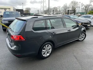 Volkswagen Golf 1.6 TDI 105 ch CONFORTLINE 