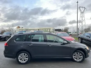 Volkswagen Golf 1.6 TDI 105 ch CONFORTLINE 