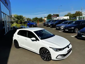 Volkswagen Golf 1.5 TSI EH 150ch Life Business Hybride
