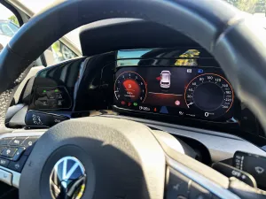 Volkswagen Golf 1.5 TSI EH 150ch Life Business Hybride