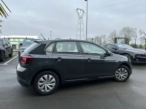 Volkswagen Polo VI 1.0 i 65ch Trendline Business