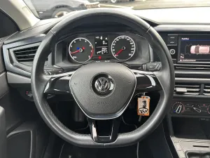 Volkswagen Polo VI 1.0 i 65ch Trendline Business