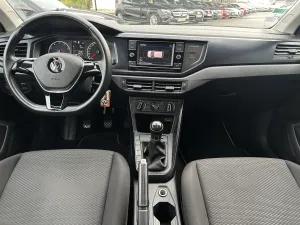 Volkswagen Polo VI 1.0 i 65ch Trendline Business